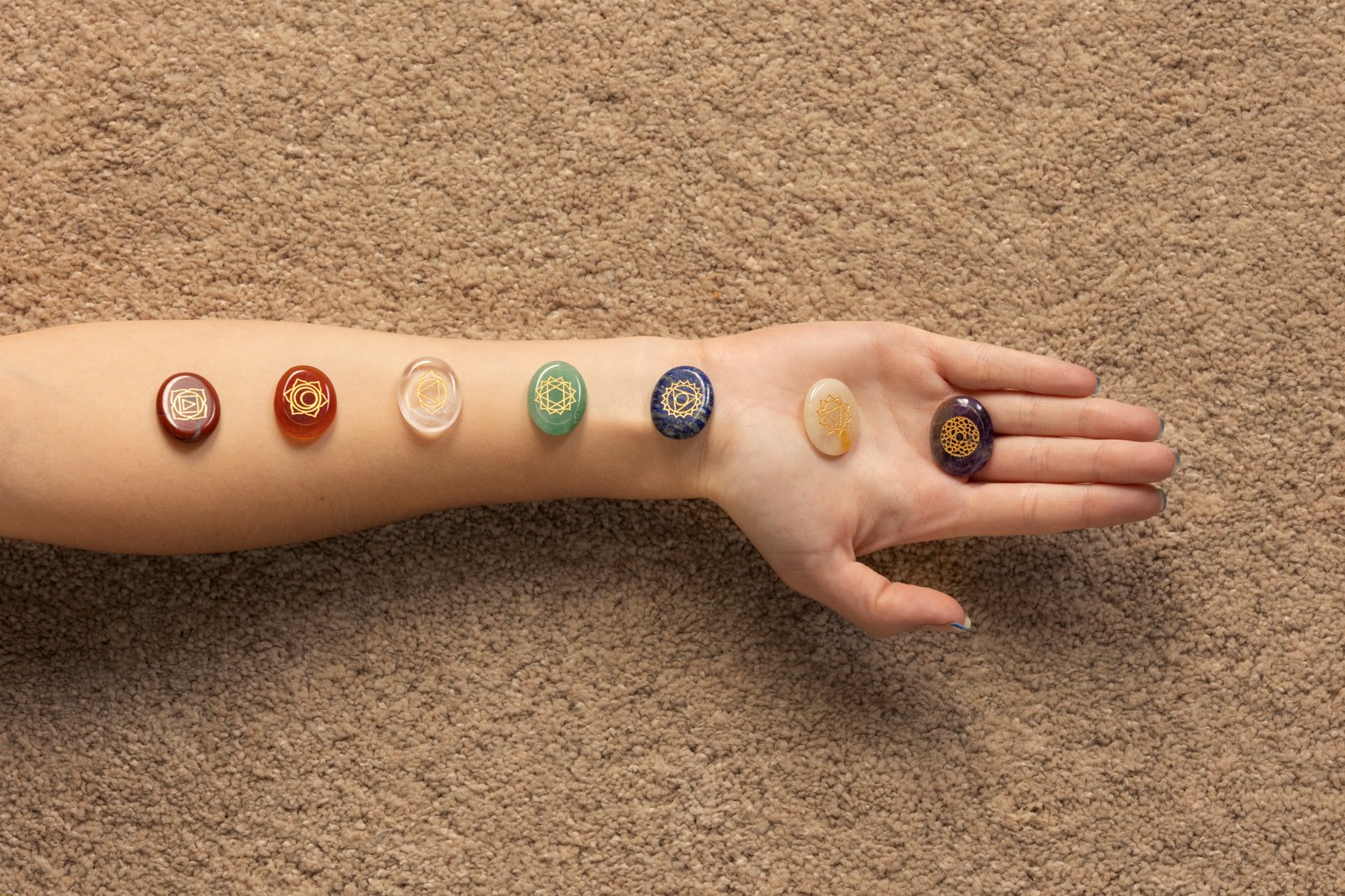 Chakra Cleansing Through Pranic Healing: A Gentle Introduction