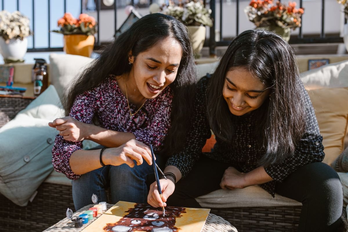 Parenting Teenagers in India: When to Seek Teen Counselling